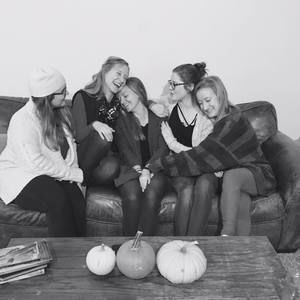 Meet your Posher, Raye